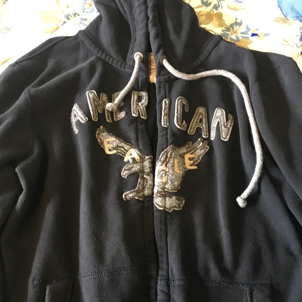 XS men’s American Eagle zip up hoodie